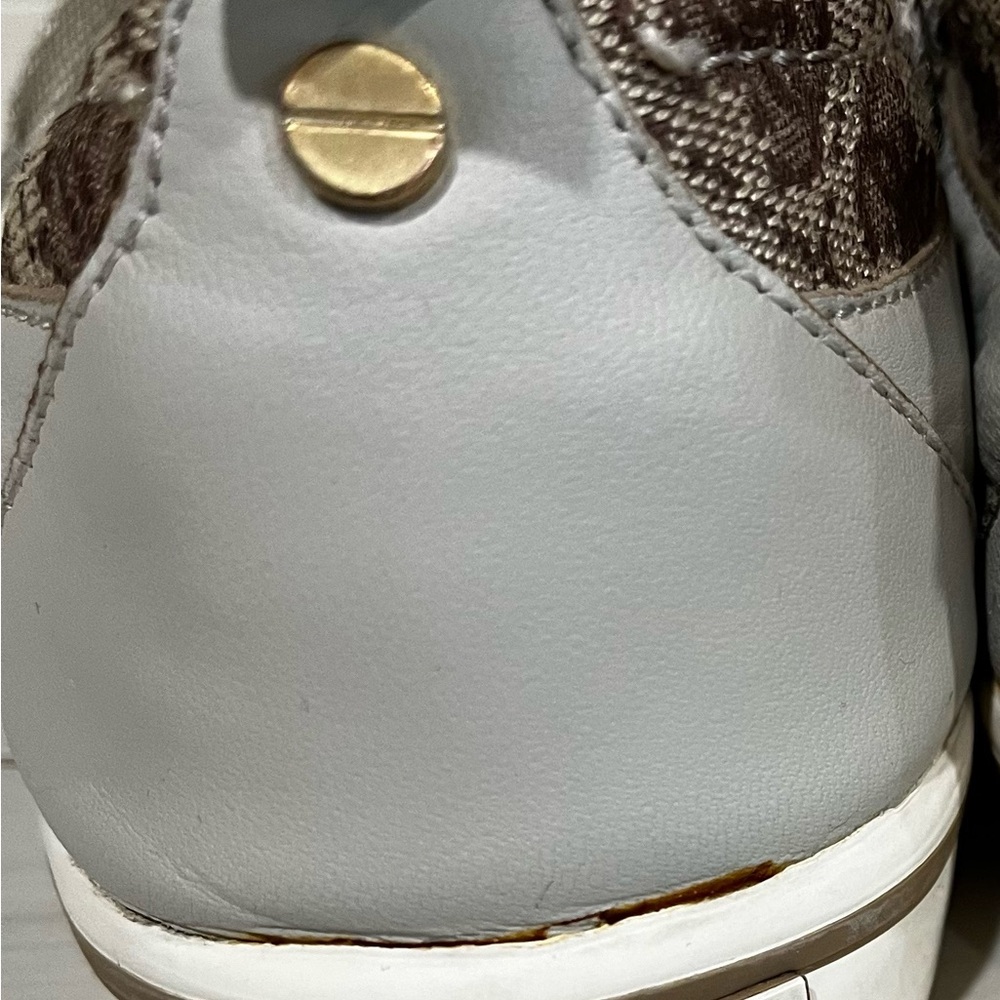 Unique Guess Lace-Up Runners Size 7 - Picture 5 of 6